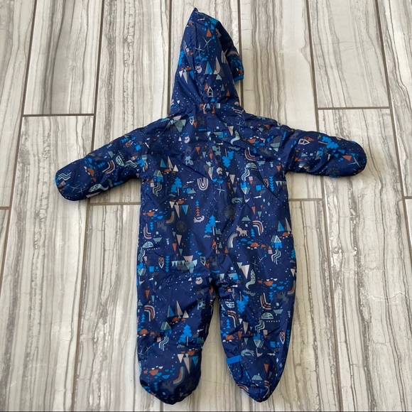 NWOT Patagonia insulated winter bib. - Picture 5 of 5